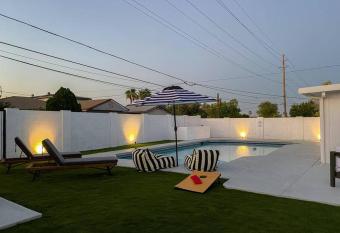 Coffee Lovers Paradise by HomeSlice Stays has Balcony rooms