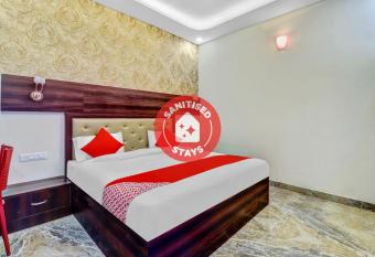 Flagship 83423 The Park View allows 18 year olds to book a room