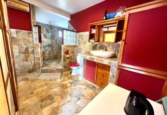 Papeete happiness pool and spas allows 18 year olds to book a room