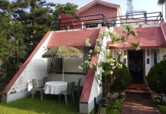 We have wonderful villa at Shantiniketan. has Balcony rooms