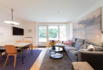 Ferienwohnung Gartenkoje - Haffkrug allows 18 year olds to book a room