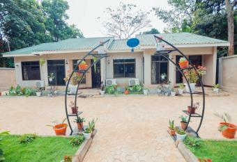 Beautiful Homes Moshi allows 18 year olds to book a room