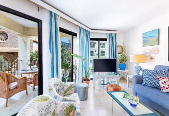 Ca Na Bel has Balcony rooms