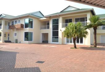 Golf Course Boutique Guesthouse has Balcony rooms