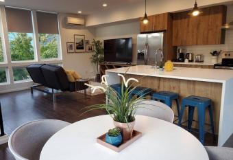 Casper King Bed w/Private office & Rooftop Deck has Balcony rooms