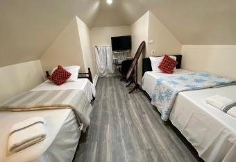 A Nice Room in Queens allows 18 year olds to book a room