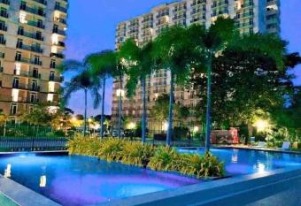 Lovely Studio Type Condo - fully furnished has Balcony rooms