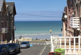 Appartement vue mer has Balcony rooms