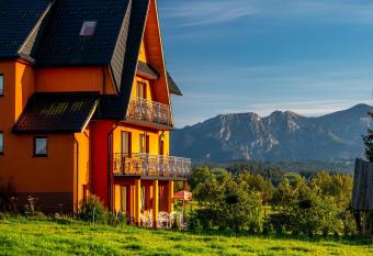 Willa Paula has Balcony rooms