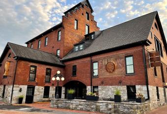Gamble Mill allows 18 year olds to book a room