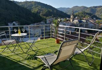 La Dolce Vita Justine has Balcony rooms