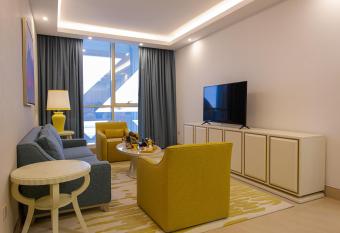 Sarwat Park Hotel Riyadh - Diplomatic Quarter has Balcony rooms