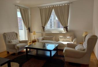 Apartman, Isto  no Sarajevo has Balcony rooms