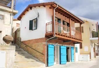 I Plateia has Balcony rooms