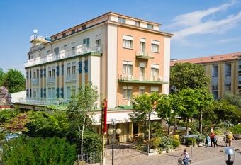 B&B Risorta has Smoking/Balcony rooms