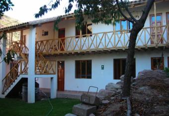 Hostal Indigo Urubamba allows 18 year olds to book a room