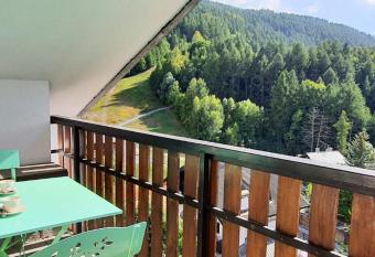 Mansarda Sarnas #Bluchalet allows 18 year olds to book a room