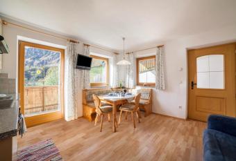 Egarthof Ferienwohnung Enzian has Balcony rooms