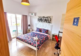 Central Square Nomadic Rooms allows 18 year olds to book a room