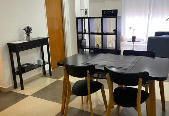 Apart Duclout Monte Grande a 15 minutos del Aeropuerto Ezeiza Desayuno gratuito allows 18 year olds to book a room