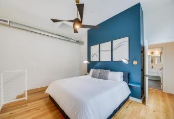 Equidistant Of World Famous Piedmont Park Luxury King Bed allows 18 year olds to book a room