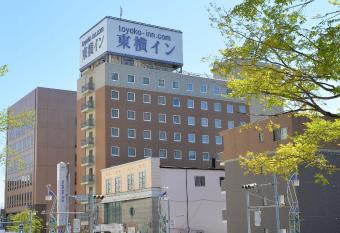 Toyoko Inn Hokkaido Tomakomai Ekimae has Smoking rooms