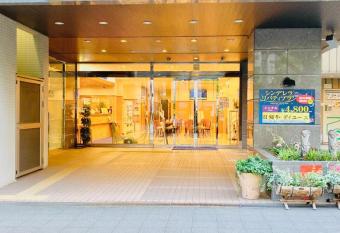 Toyoko Inn Kawasaki Ekimae Shiyakusho-dori has Smoking rooms