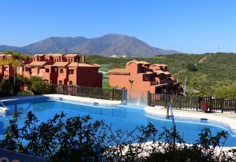 Spacious Penthouse Stunning Views has Balcony rooms