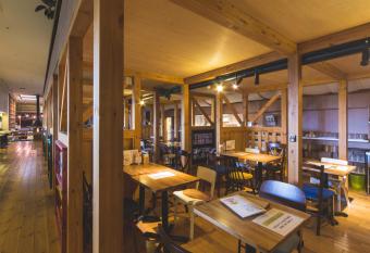 Ofuro Cafe Utatane allows 18 year olds to book a room