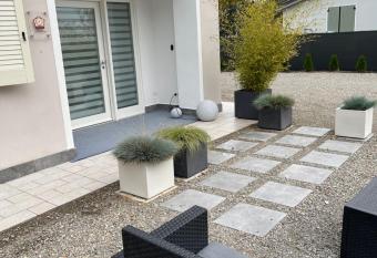 IVY PARK has Balcony rooms