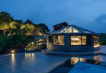 Anchaviyo Resort has Balcony rooms