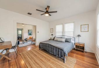 NEW! OWNERS SUITE 4bd/2ba in Tobin Hill Historic Craftsman has Balcony rooms