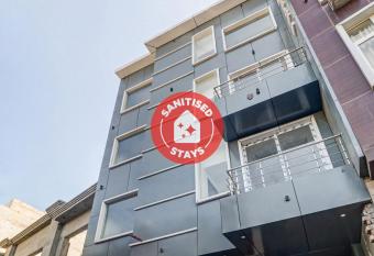 Collection O Gp Hotel allows 18 year olds to book a room