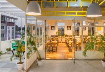 Bedzzz Varanasi by Leisure Hotels, 1 Km from Dashwasamedh Ghat has Balcony rooms