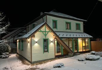 Apartments Mandry has Balcony rooms