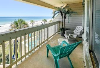 Shores 128 - Sunrise in the Surf has Balcony rooms