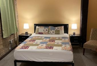 Hotel BnB 2 allows 18 year olds to book a room