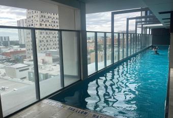 RNR on Franklin has Balcony rooms