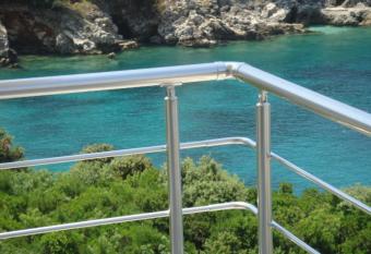 Fidel Apartments has Balcony rooms