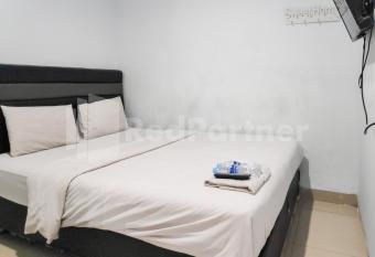 Ada Guest House Medan Redpartner allows 18 year olds to book a room