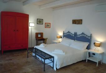 Antica Cascina Pilo has Balcony rooms