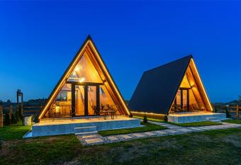 Green Hill Panoramic allows 18 year olds to book a room