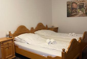 Lippborger-Hof has Balcony rooms