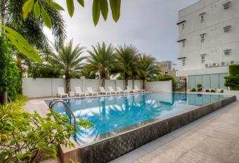 Capital O 827 Speciale Hotel allows 18 year olds to book a room