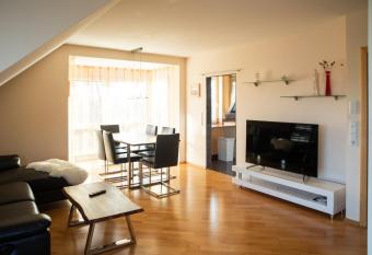 Ferienwohnung Ella has Balcony rooms