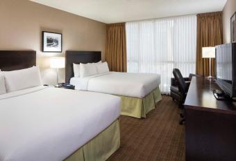 Delta Hotels by Marriott Calgary Airport In-Terminal allows 18 year olds to book a room