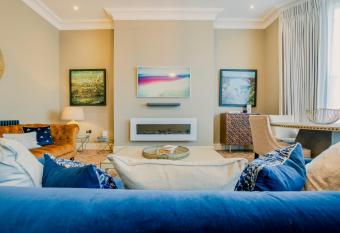 Derwent House Apartments allows 18 year olds to book a room