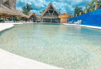 Hotel Bello Caribe Express allows 18 year olds to book a room