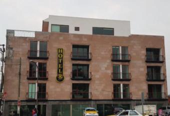 HOTEL SUITES REAL C  rdoba has Balcony rooms