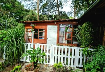 CABA  AS EN ZONA 16 has Balcony rooms